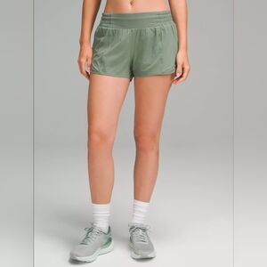 Lululemon Hotty Hot 2.5" Women's Athletic Shorts